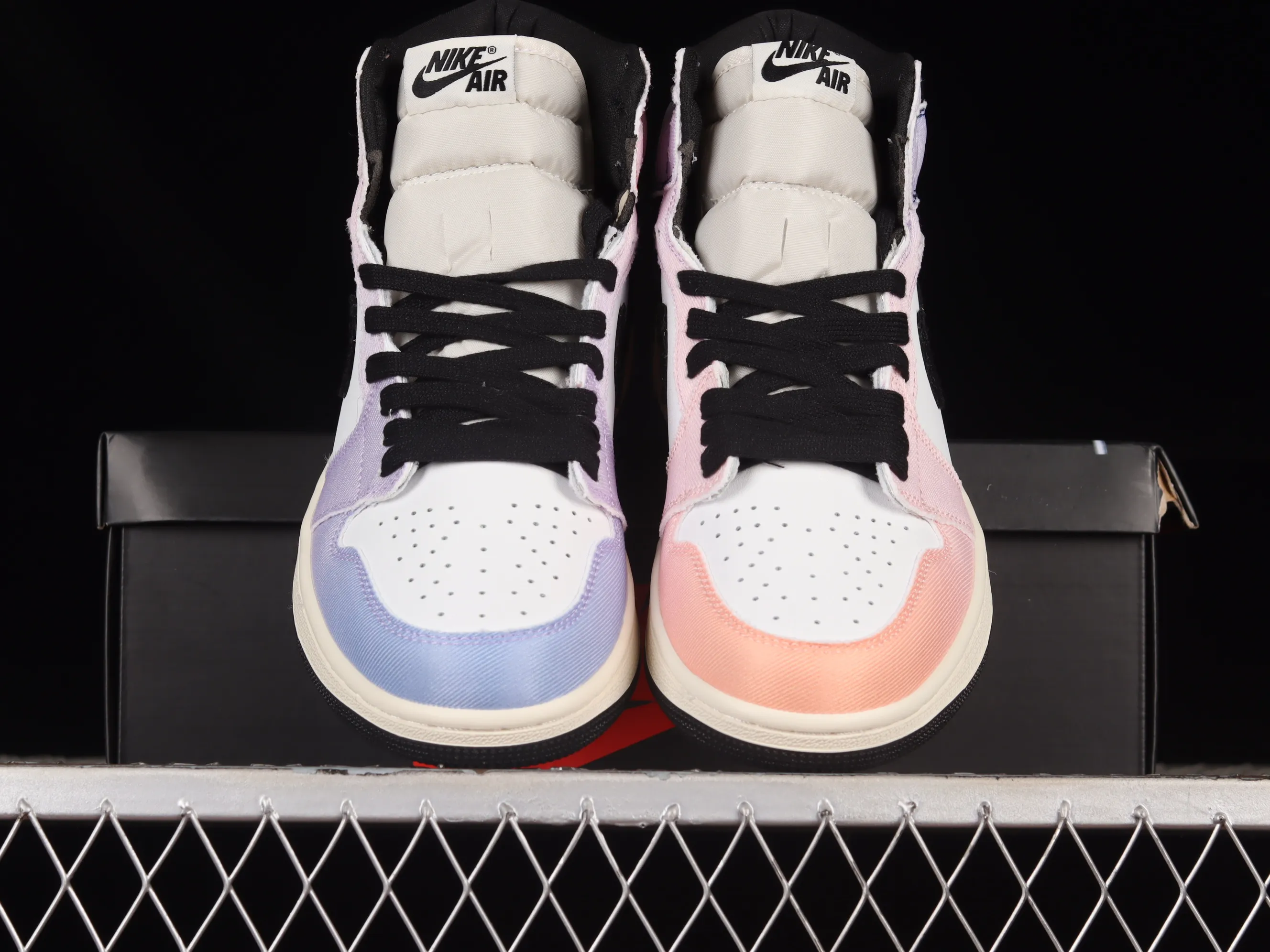 All categories Air Jordan Jordan series basketball shoes Air Jordan 1 High cost-effective version Air Jordan 1 High OG "Skyline" AJ1 Jordan 1 denim high-top basketball shoes DX0054-805
